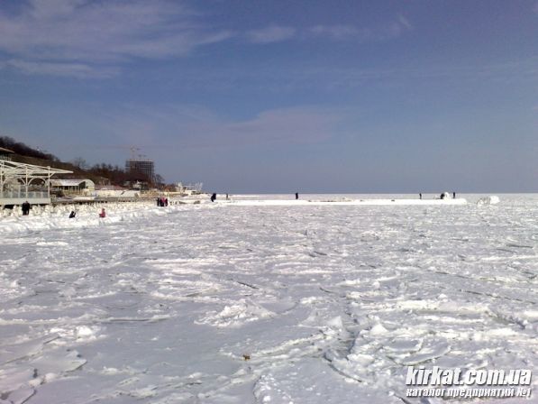 Море возле Одессы замерзло!